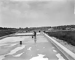 Bouw openluchtzwembad 1961