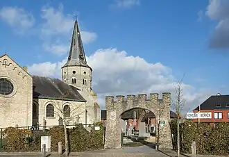 Kerk en kerkhof