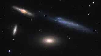 Van rechts naar links: NGC 4173, NGC 4169, NGC 4174 en NGC 4175.