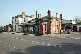 Stationsgebouw, 2011