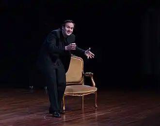 Clemens in Kunsthart van theatergezelschap mugmetdegoudentand, 2015