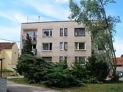 Appartementsgebouw in Bratkovice