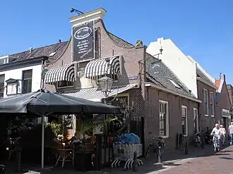 Het Rechthuis aan de Kerkbrink 35 (rijksmonument)