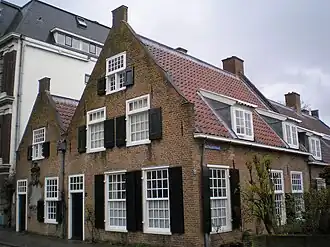 Breyerskameren hoek Wittevrouwensingel 14 en Gasthuisstraat te Utrecht (rijksmonument)