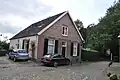 Eenvoudige boerderij met puntgevel
