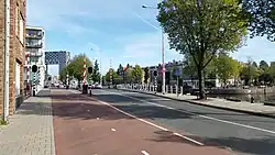 Overzicht over Brug 345 met op de achtergrond Pontsteigergebouw (september 2019)