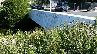 Balustrade met reliëf (juni 2018)