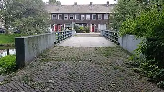 Brug 892 met op de achtergrond Kometensingel (oktober 2018)
