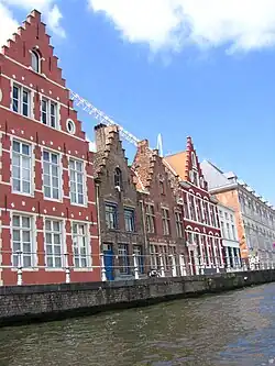 Huizen langs de Verversdijk