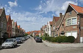 Albrecht Rodenbachstraat gezien vanuit de Stijn Streuvelsstraat