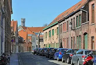 De Boudewijn Ravestraat, gezien naar de Oude Gentweg toe