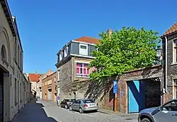 De Eekhoutpoort, in de richting van de Eekhoutstraat