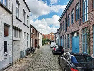 De Essenboomstraat vanuit de Langestraat