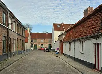 De Garsoenstraat, gezien in de richting van de Westmeers