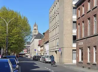 De Hauwerstraat, in de richting van de Vrijdagmarkt