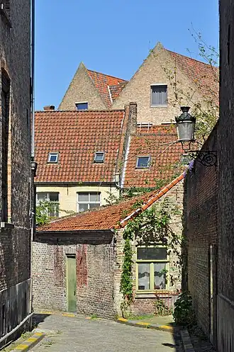 Blik op de Kipstraat.