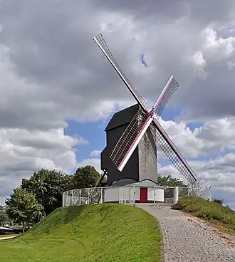 De Koeleweimolen in Brugge