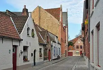 De Koolbrandersstraat, gezien in de richting van de Westmeers.