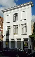 Deels vrijstaande stadswoning