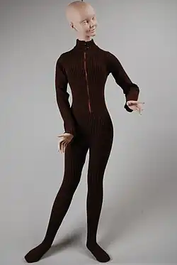 Gebreide catsuit van de modeketen Witteveen, 1970