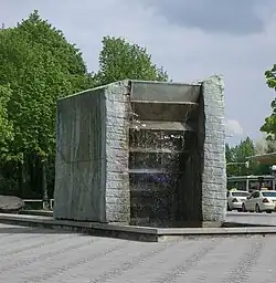 Felsenbrunnen (1992), München