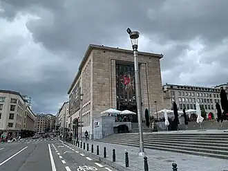 Uitzicht op de Keizerslaan vanaf de bovenkant van de Kunstberg