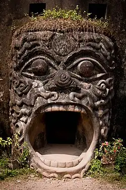 ingang via de demonenkop