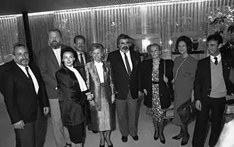 Katia Ricciarelli (derde van rechts)