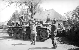 Een Sturmhaubitze 42 aan het oostfront