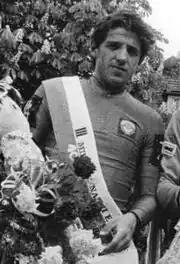 Asjat Saitov op het podium in de Vredeskoers van 1987