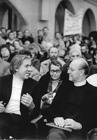 Vredesgebed in de Johanniskirche in Gera: links dominee Joachim Urbig, rechts bisschop Leich, november 1989