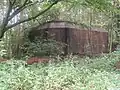 Een van de vele bunkers in het bos