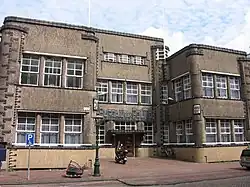 Bureau van Politie, Zonneveldstraat Leiden, (J. Neisingh).