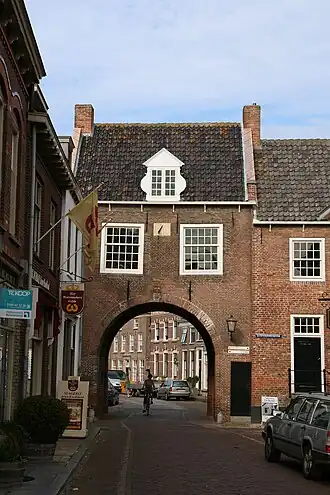 Huizerpoort, Buren