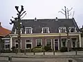 Burgemeester Wallerweg 3-3a en 5 te Houten (rijksmonument)