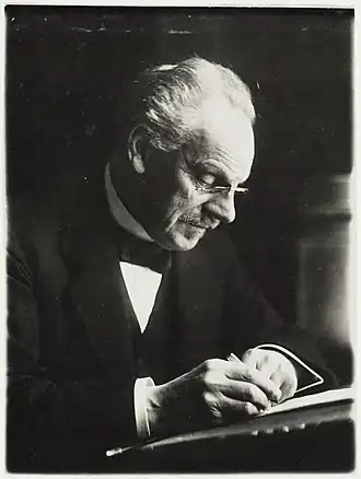 Tellegen als burgemeester, door J.M.P.A. Huijsen (1877-1959), ca. 1915-1921