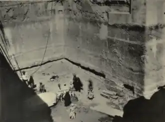 De grafkamer van de piramide van Baka (1905), opgraving door Alessandro Barsanti