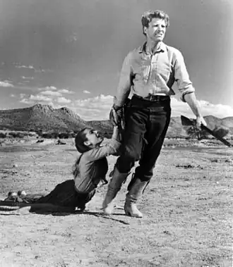 Burt Lancaster en Audrey Hepburn in The Unforgiven
