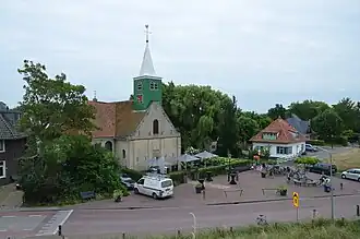 Aanzicht vanaf de dijk van het IJsselmeer