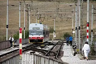 De Tram van de Hoge Tatra nabij het station