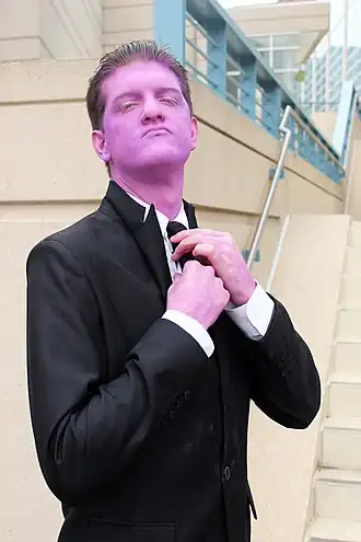 Een cosplayer als Purple Man (2013)