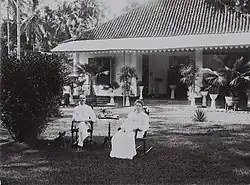 Huis en tuin te Purworejo (1906)