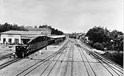 Het station van Medan rond 1920 (collectie Wereldmuseum Amsterdam).