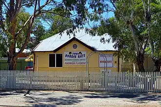 'Rest Room' in Mukinbudin