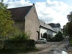 Zijgevel hoeve en kasteel