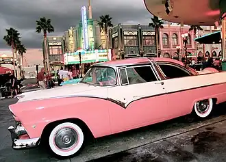 Cadillac en Universal's Horror Make-Up Show.