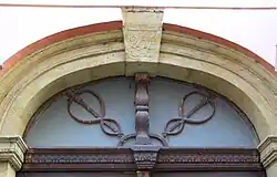 Caduceus in portaal in Tsjechië