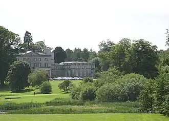 Hole 13 en op de achtergrond het hotel