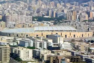 Zicht op het stadion in Beiroet.