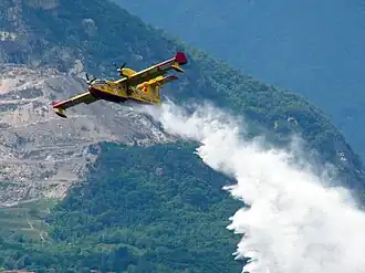 Canadair CL-415